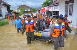 b_300_200_16777215_00_images_stories_images_evt_2023_inondation_indonesie_130723.jpg